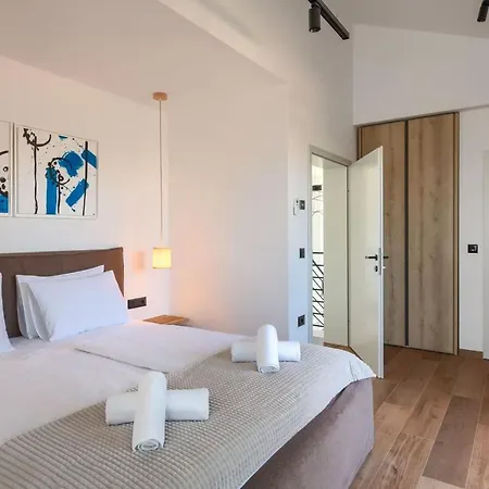 Modern Vallis With Pool And Jacuzzi In * Porec