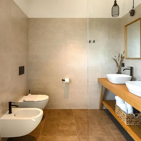 Modern Vallis With Pool And Jacuzzi In Villa